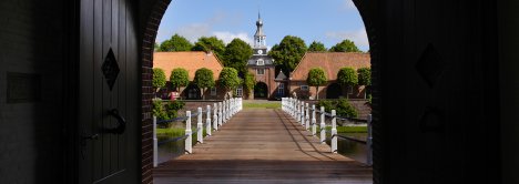 schloss-luetetsburg-unterkunft-vorburg04-header
